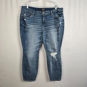 Torrid Mid Rise Skinny Vintage Jeans Women's 22 R Blue Stretch Distressed New